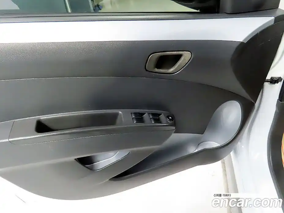 Chevrolet Spark 2012 1.0 Автомат в Москве № 619428, фото 15