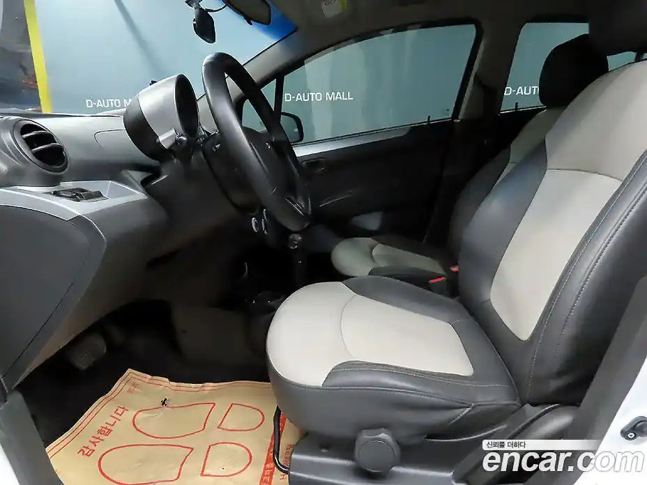 Chevrolet Spark 2012 1.0 Автомат в Москве № 619428, фото 6