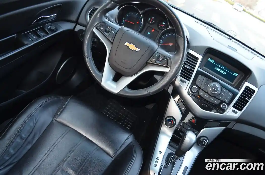 Chevrolet Cruze 2011 1.8 Автомат в Москве № 619478, фото 15