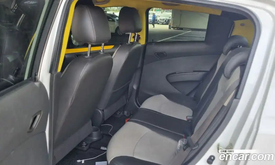 Chevrolet Spark 2014 1.0 Вариатор в Москве № 619505, фото 4