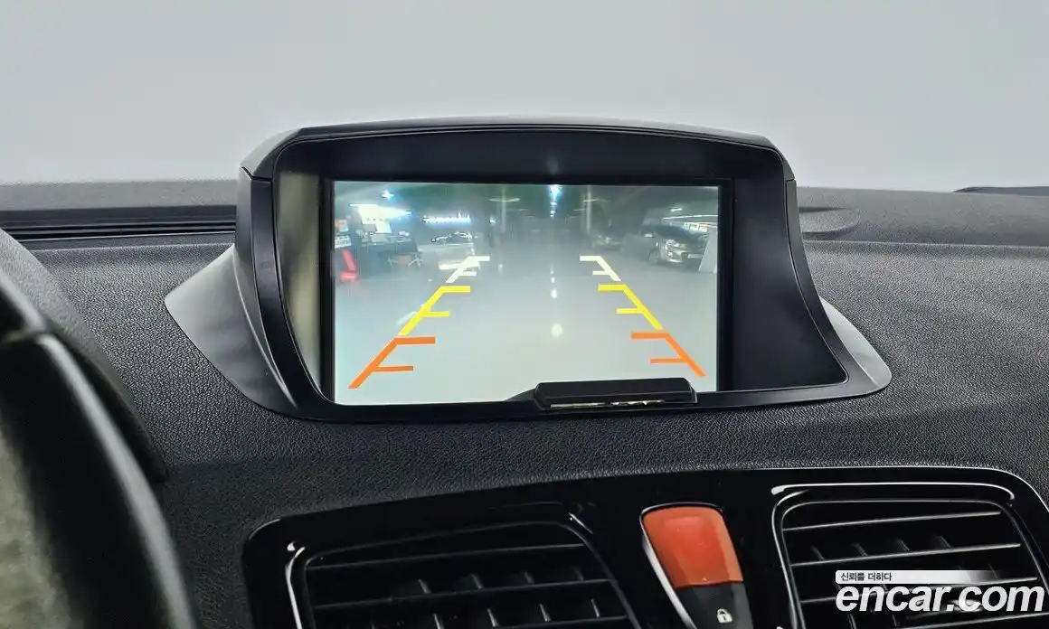 Renault SM3 2016 1.6 Автомат в Москве № 619724, фото 19