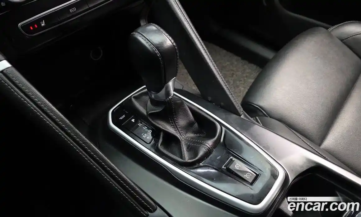 Renault QM6 2022 2.0 Автомат в Москве № 619960, фото 9