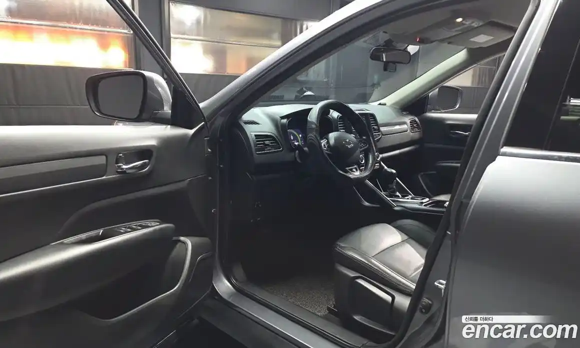 Renault QM6 2022 2.0 Автомат в Москве № 619960, фото 10