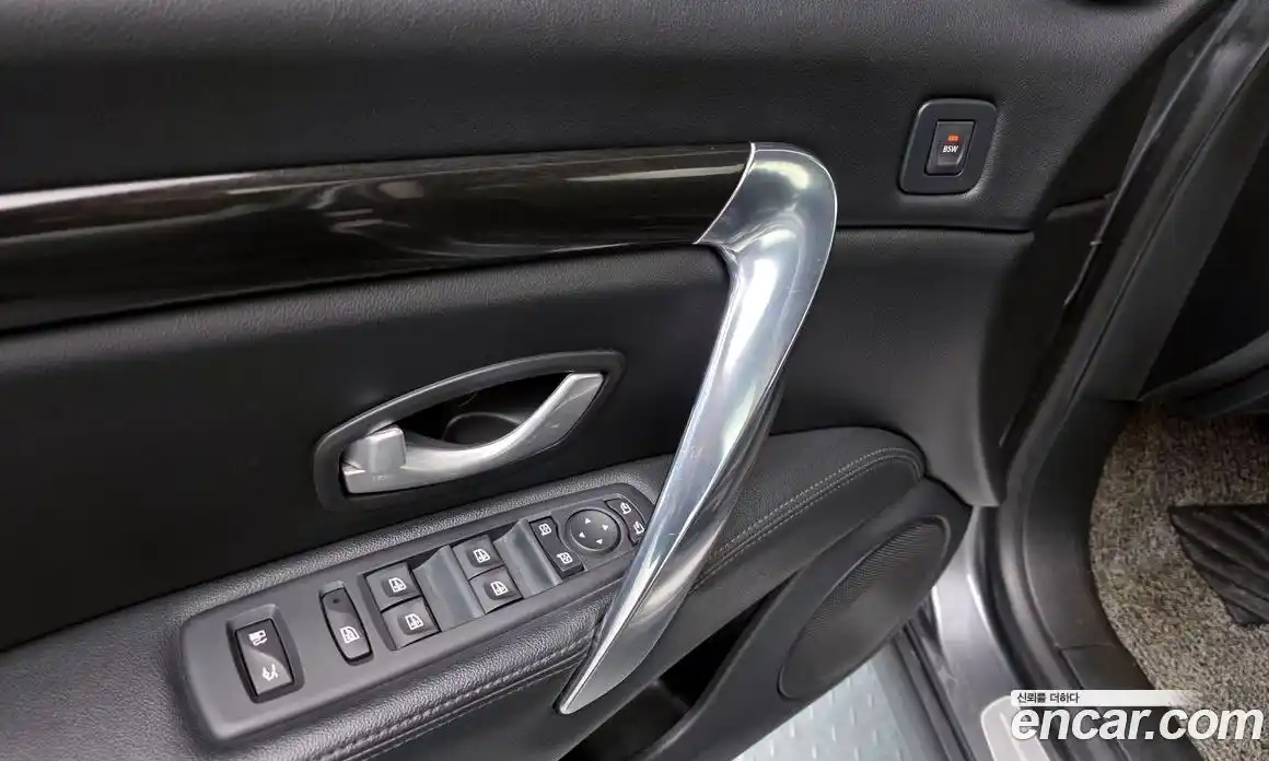 Renault SM7 2015 2.5 Автомат в Москве № 619991, фото 11