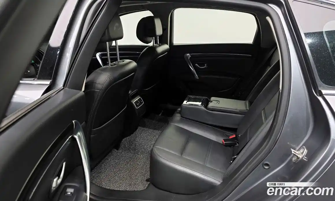 Renault SM7 2015 2.5 Автомат в Москве № 619991, фото 20