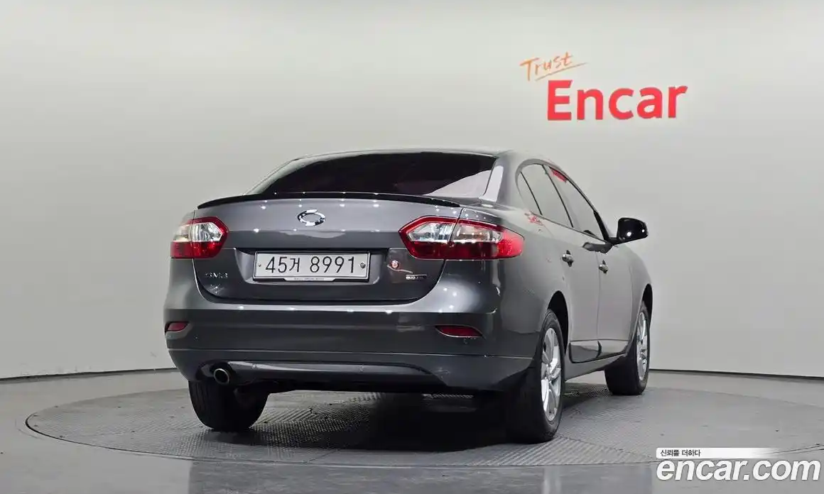 Renault SM3 2017 1.6 Автомат в Москве № 620003, фото 4