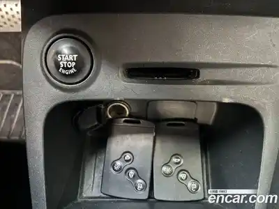 Renault QM3 2016 1.5 Автомат в Москве № 620037, миниатюра 12