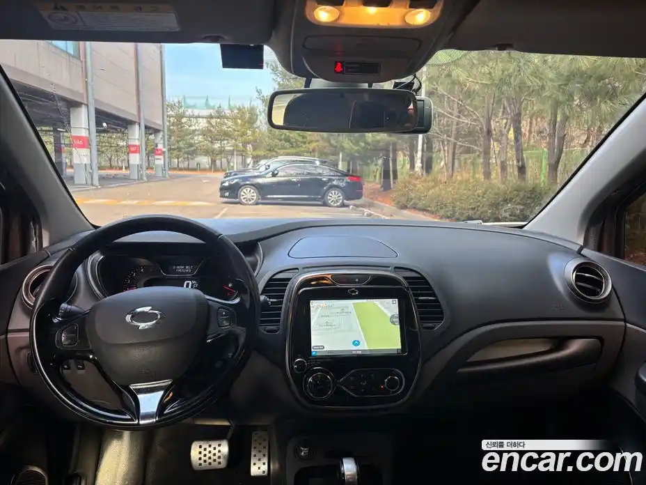 Renault QM3 2016 1.5 Автомат в Москве № 620037, фото 8