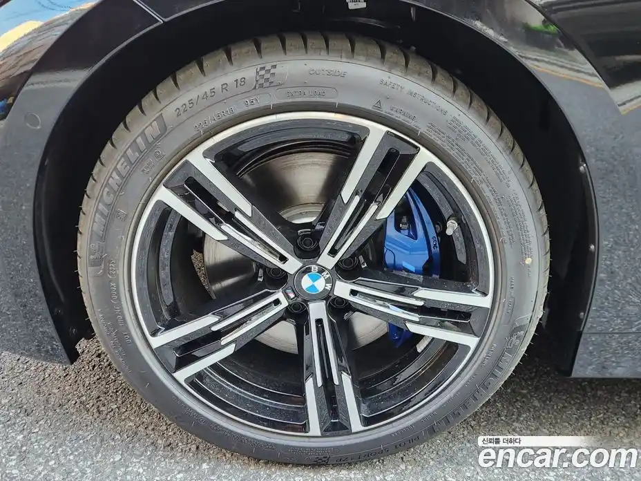 BMW 3-Series 2025 2.0 Автомат в Москве № 620393, фото 5