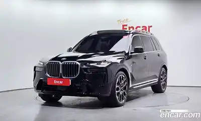 BMW X7, 2025