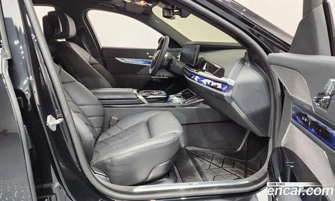 BMW 7-Series 2025 3.0 Автомат в Москве № 620562, фото 11