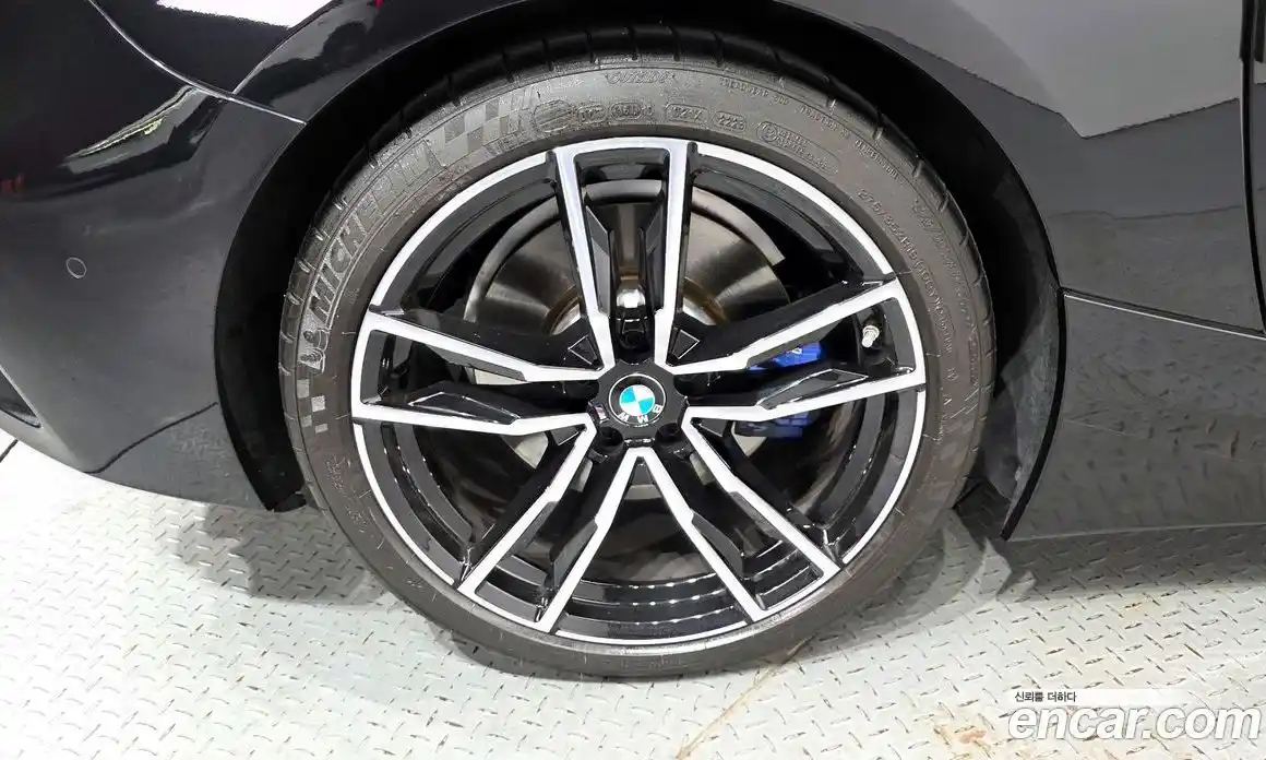 BMW Z4 2024 2.0 Автомат в Москве № 620860, фото 4