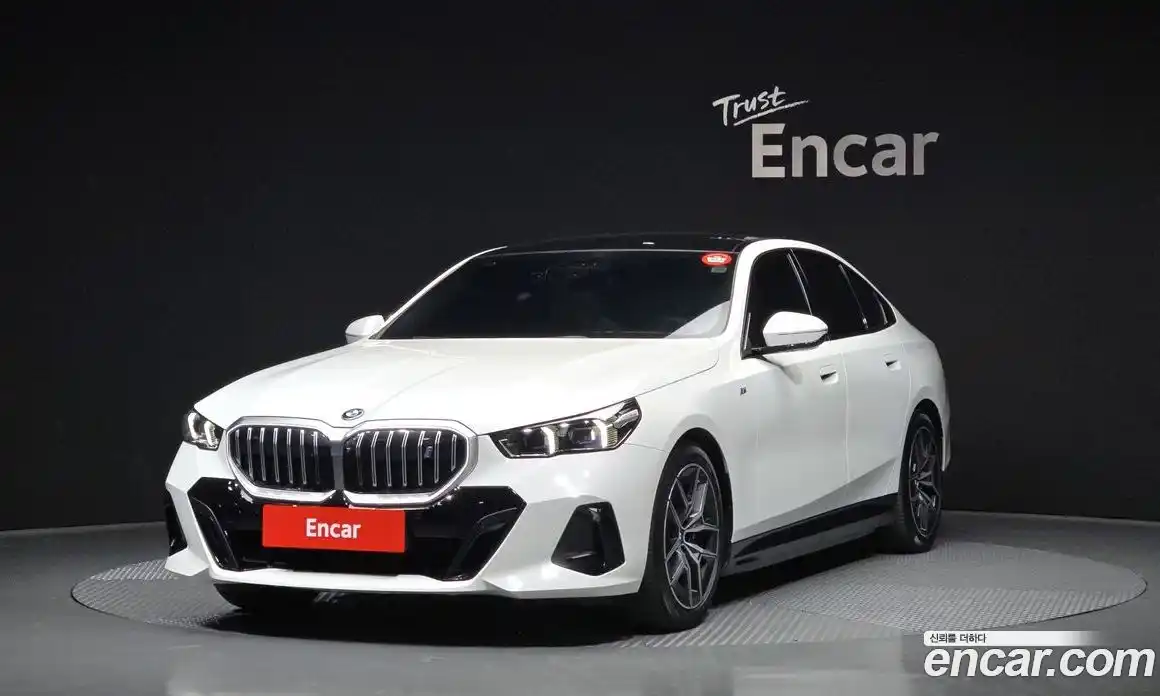 BMW i5 2025 0.2 Автомат в Москве № 620988, фото 1