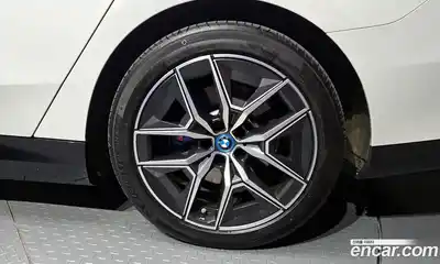 BMW i5 2025 0.2 Автомат в Москве № 620988, миниатюра 5