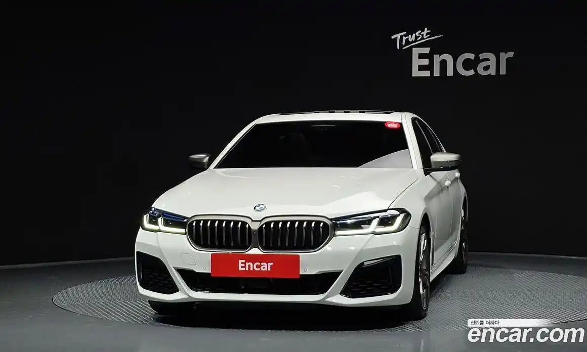 BMW 5-Series 2022 4.4 Автомат в Москве № 621592, фото 3