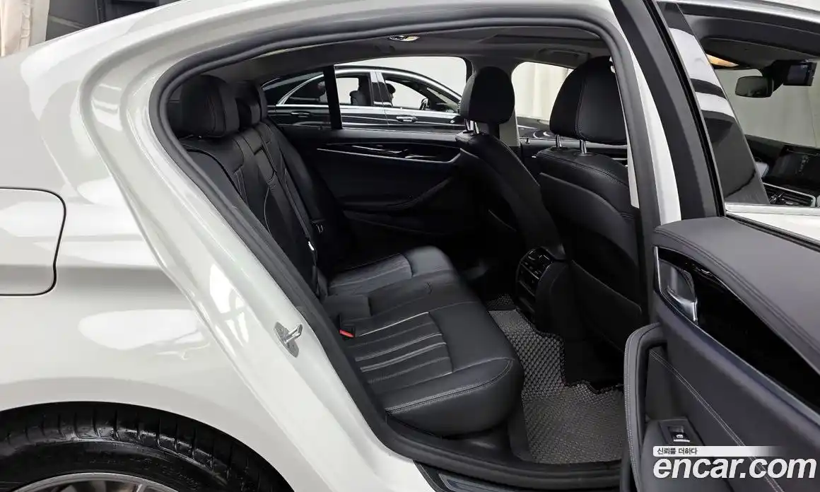 BMW 5-Series 2020 2.0 Автомат в Москве № 621602, фото 12