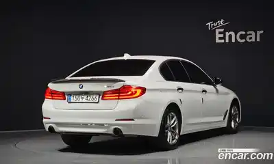 BMW 5-Series 2020 2.0 Автомат в Москве № 621602, миниатюра 2