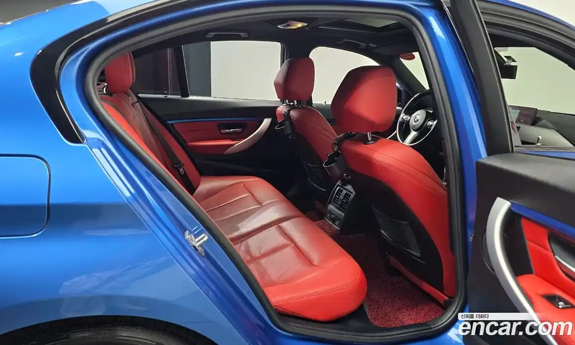 BMW 3-Series 2017 2.0 Автомат в Москве № 621775, фото 12