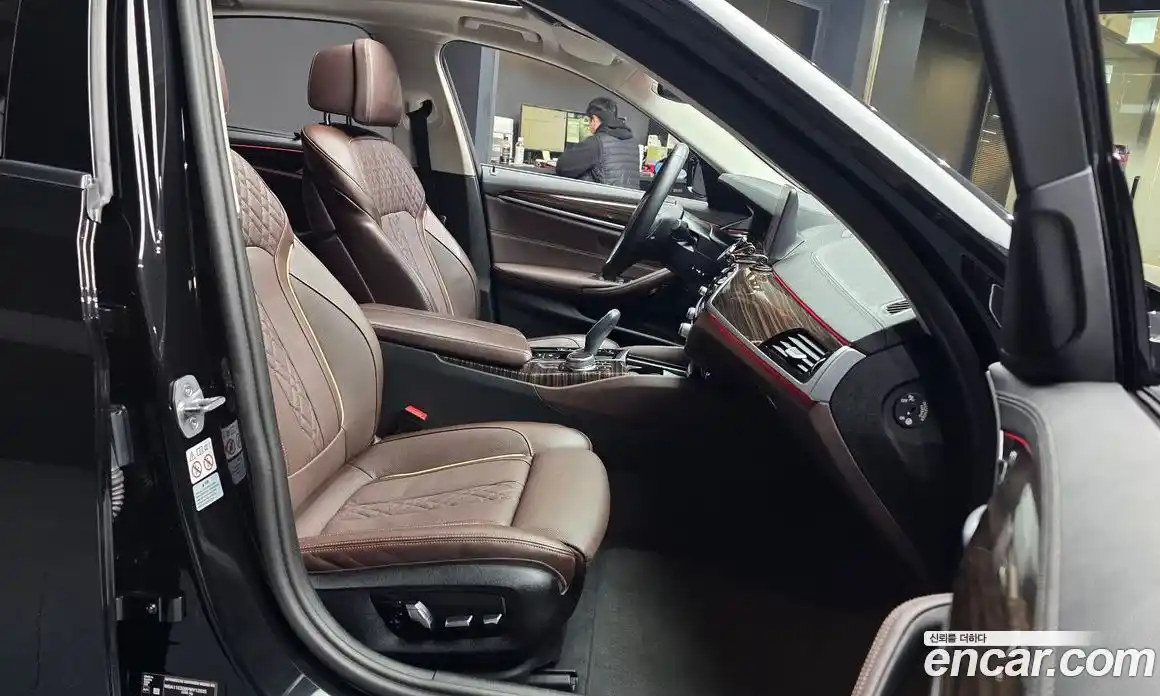 BMW 5-Series 2023 2.0 Автомат в Москве № 622062, фото 11