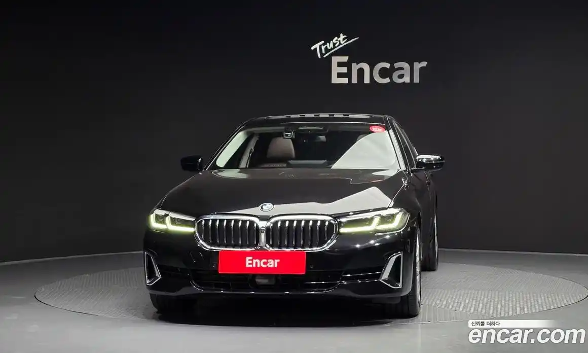 BMW 5-Series 2023 2.0 Автомат в Москве № 622062, фото 3