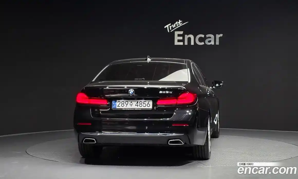 BMW 5-Series 2023 2.0 Автомат в Москве № 622062, фото 4