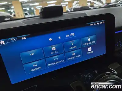 Mercedes-Benz GLB-Class 2025 2.0 Автомат в Москве № 622819, миниатюра 5