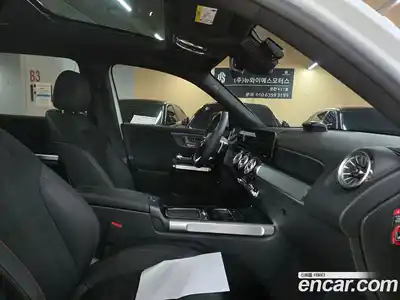 Mercedes-Benz GLB-Class 2025 2.0 Автомат в Москве № 622819, миниатюра 10