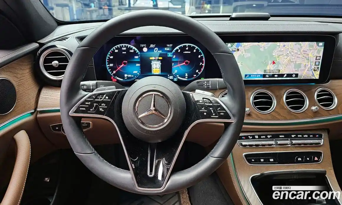 Mercedes-Benz E-Class 2022 2.0 Автомат в Москве № 622866, фото 13