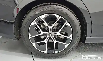 Mercedes-Benz E-Class 2025 2.0 Автомат в Москве № 622876, миниатюра 5