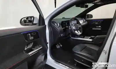 Mercedes-Benz GLA-Class 2022 2.0 Автомат в Москве № 623098, миниатюра 9