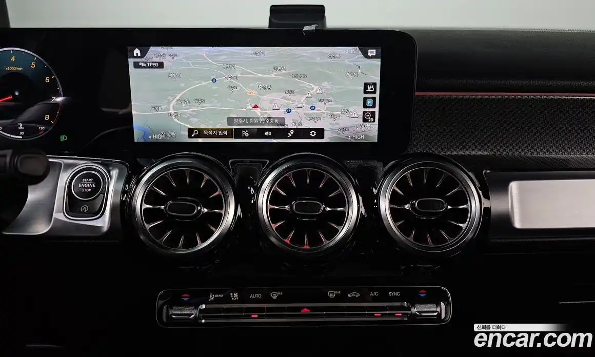 Mercedes-Benz GLB-Class 2022 2.0 Автомат в Москве № 623180, фото 16