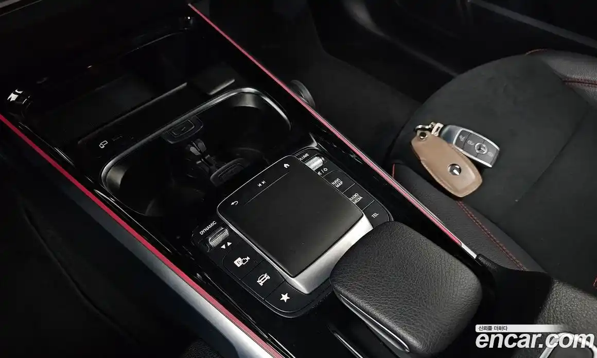 Mercedes-Benz GLB-Class 2022 2.0 Автомат в Москве № 623180, фото 9