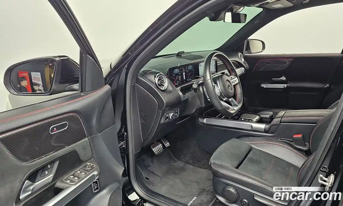 Mercedes-Benz GLB-Class 2022 2.0 Автомат в Москве № 623180, фото 10