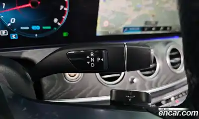 Mercedes-Benz E-Class 2021 2.0 Автомат в Москве № 623254, миниатюра 9