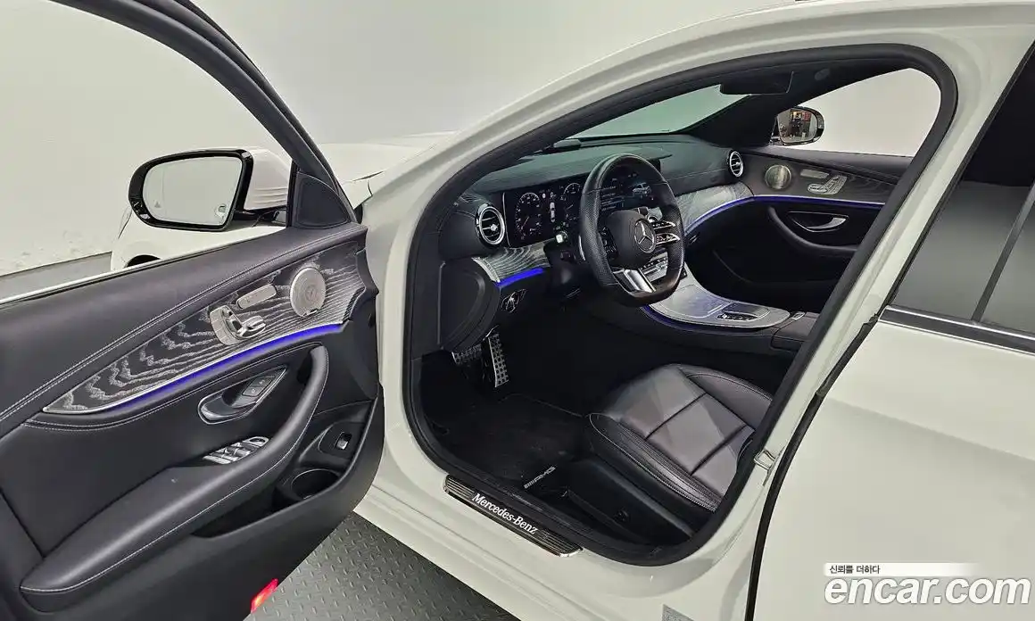 Mercedes-Benz E-Class 2021 2.0 Автомат в Москве № 623254, фото 10