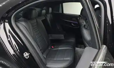 Mercedes-Benz E-Class 2021 2.0 Автомат в Москве № 623513, миниатюра 12