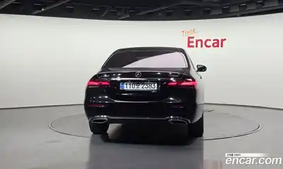 Mercedes-Benz E-Class 2021 2.0 Автомат в Москве № 623513, миниатюра 4