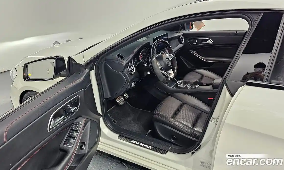 Mercedes-Benz CLA-Class 2018 2.0 Автомат в Москве № 623795, фото 11