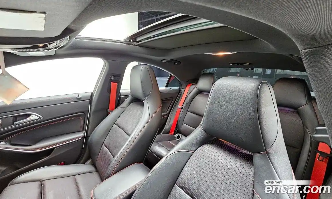 Mercedes-Benz CLA-Class 2018 2.0 Автомат в Москве № 623795, фото 19