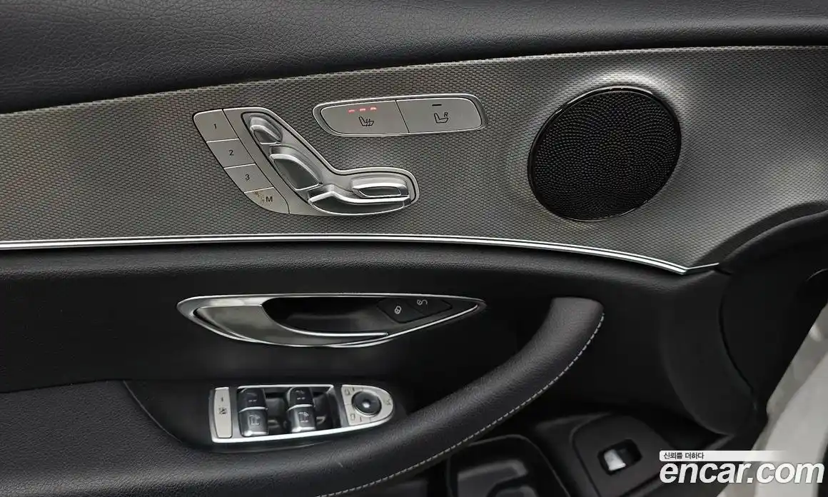 Mercedes-Benz E-Class 2019 2.0 Автомат в Москве № 623799, фото 17