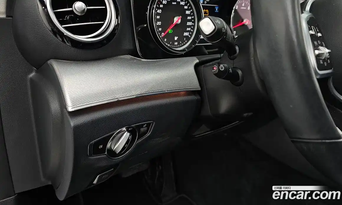 Mercedes-Benz E-Class 2019 2.0 Автомат в Москве № 623799, фото 18