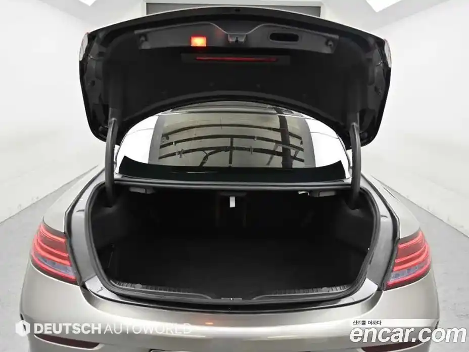 Mercedes-Benz C-Class 2017 2.0 Автомат в Москве № 623887, фото 19