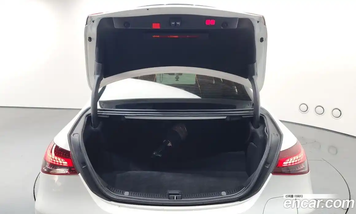 Mercedes-Benz E-Class 2021 2.0 Автомат в Москве № 623987, фото 20