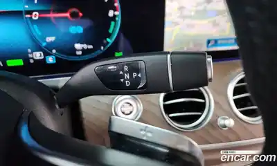 Mercedes-Benz E-Class 2021 2.0 Автомат в Москве № 623987, миниатюра 9