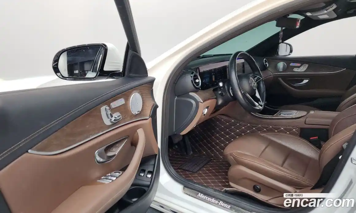 Mercedes-Benz E-Class 2021 2.0 Автомат в Москве № 623987, фото 10