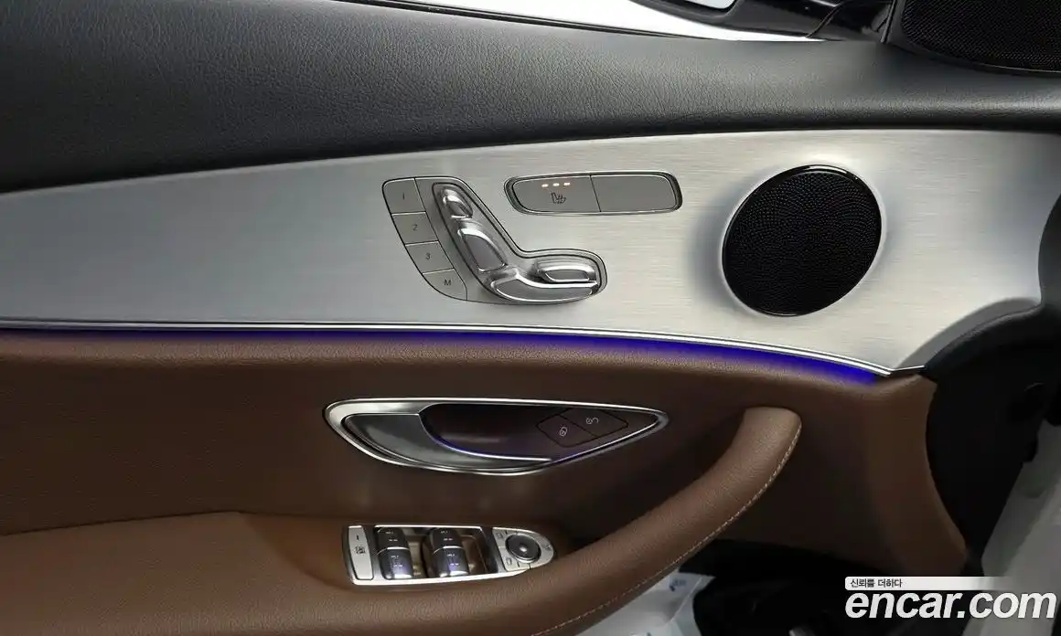 Mercedes-Benz E-Class 2021 2.0 Автомат в Москве № 624099, фото 19