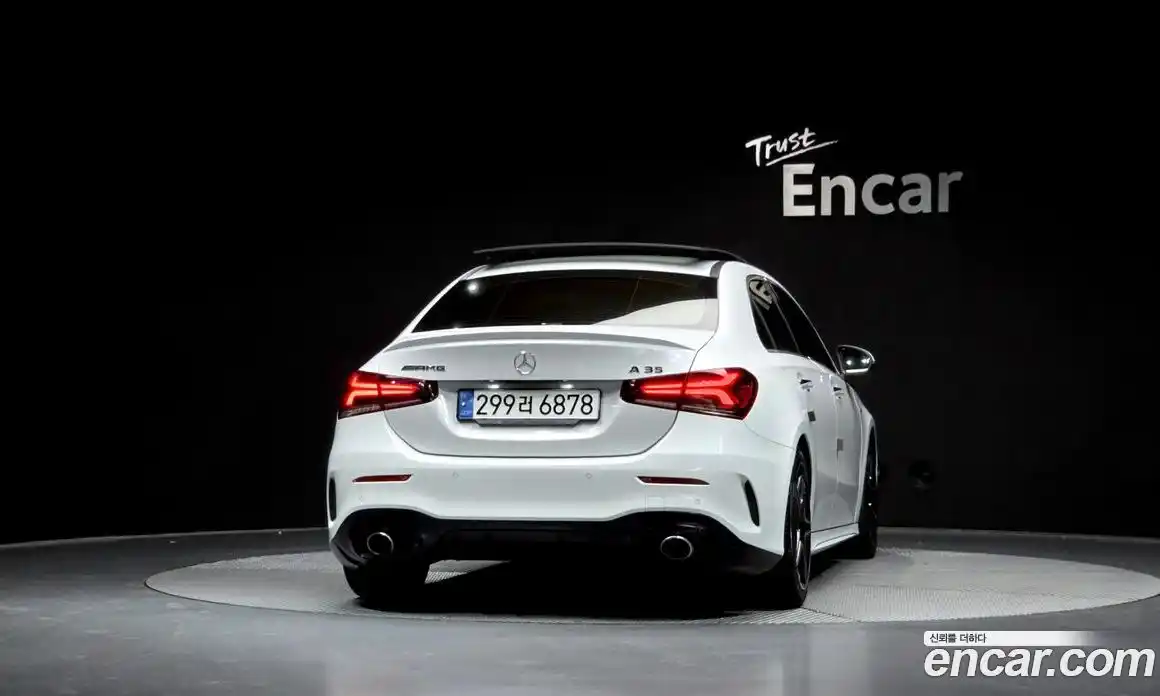 Mercedes-Benz A-Class 2021 2.0 Автомат в Москве № 624155, фото 3