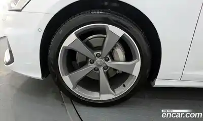 Audi A6 2021 2.0 Автомат в Москве № 625014, миниатюра 5