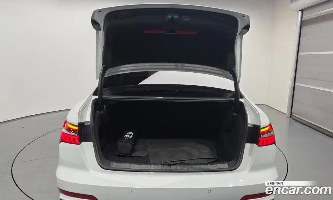 Audi A6 2020 2.0 Автомат в Москве № 625140, фото 20