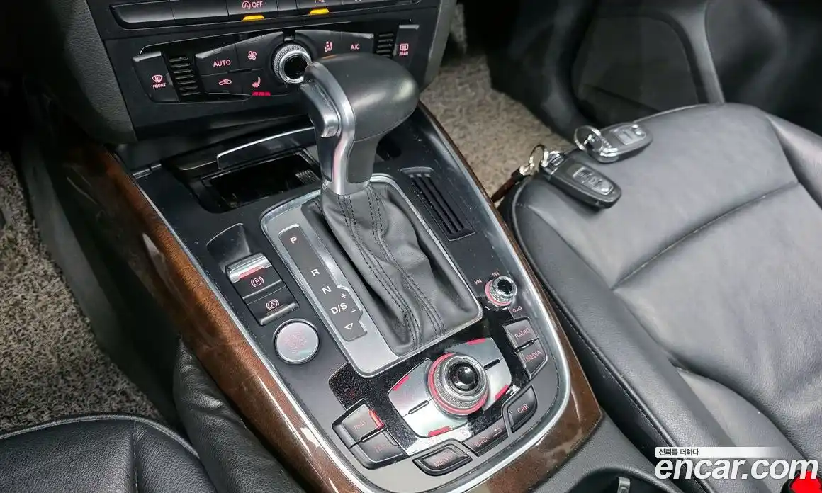 Audi Q5 2016 2.0 Автомат в Москве № 625766, фото 9